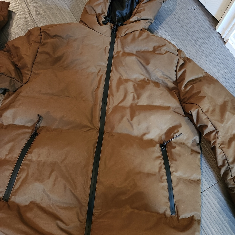 Bomber jacket - Picture 3 of 3